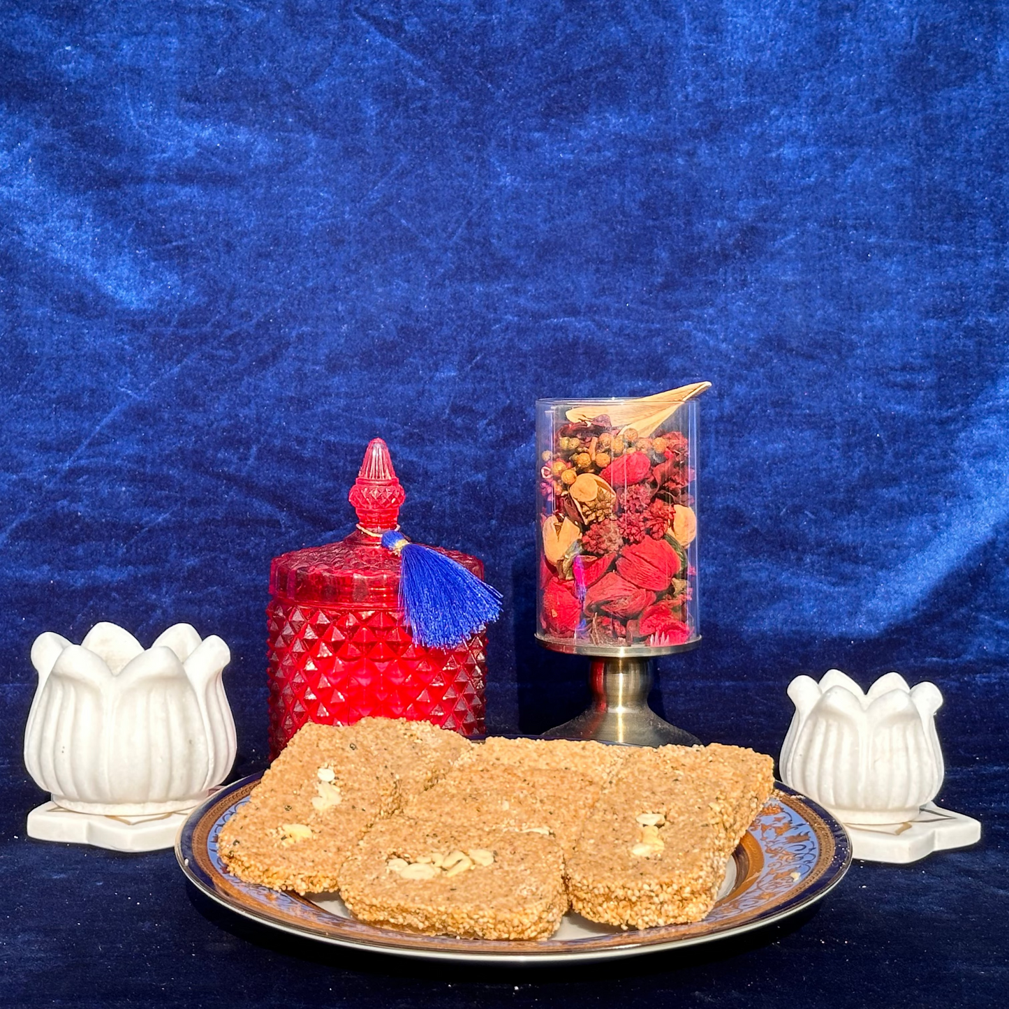 Agra Patti Gazak - Gud.