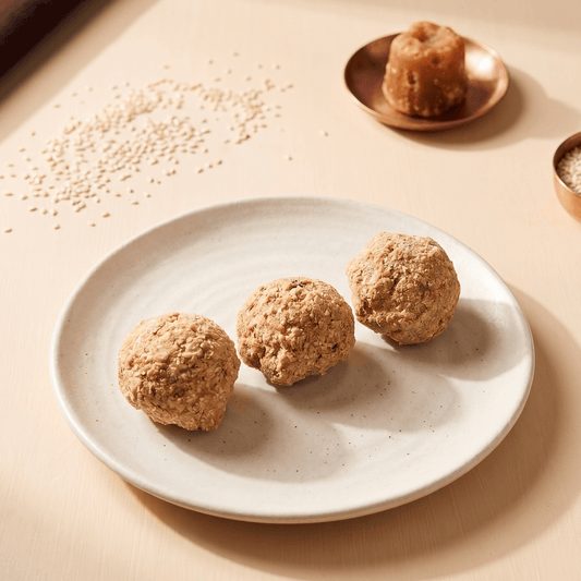 Gud Mewayukt Gajak with Roasted Sesame Seeds and Jaggery - Gokul's